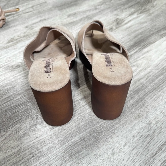 Bio Natural’s Beige Suede Platform Slide Sandals – Women’s Size 9 - Picture 2 of 4